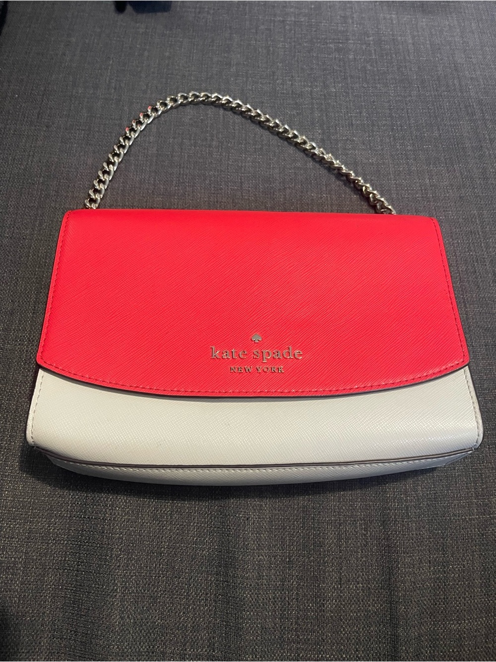 ❣️Kate Spade New York Color-block Chain Shoulder Bag in Red and White